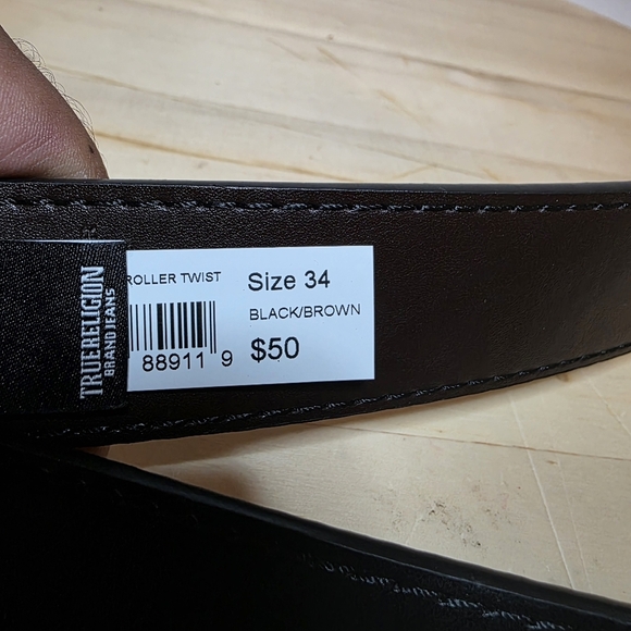 TRUE RELIGION Reversible Belt Men's 34 Lumin Textured Roller Twist Black/Brown - Picture 8 of 12